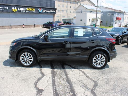 Certified 2021 Nissan Rogue Sport S AWD/4WD image 2