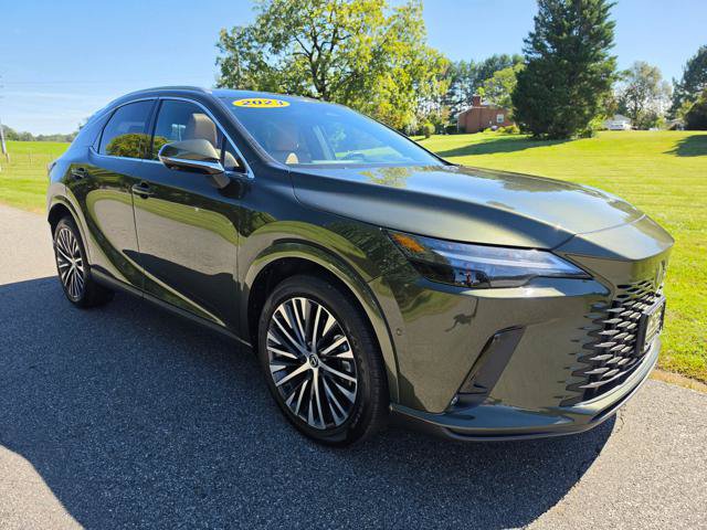 Used 2023 Lexus RX 350 w/ Accessory Package (2T) AWD/4WD image 4