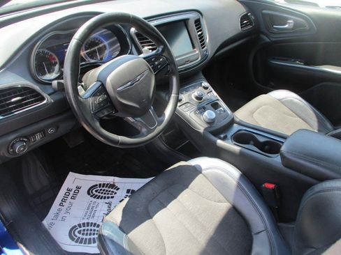 Used 2015 Chrysler 200 S w/ Sun/Sound Group AWD/4WD image 11
