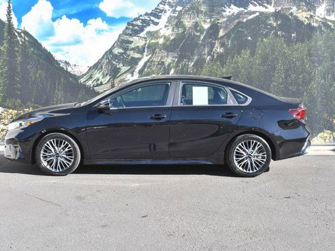 Used 2022 Kia Forte GT-Line image 7