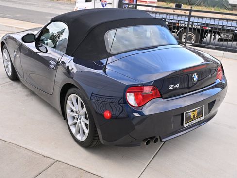 Used 2007 BMW Z4 3.0i RWD image 7