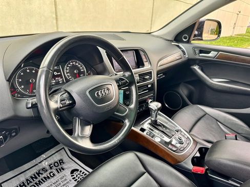 Used 2017 Audi Q5 2.0T Premium Plus w/ Technology Package AWD/4WD image 17