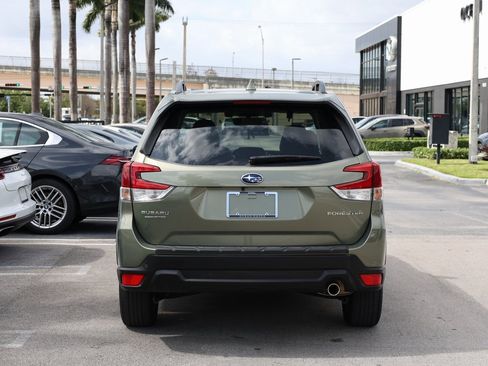 Used 2021 Subaru Forester Limited w/ Popular Package #3 image 6