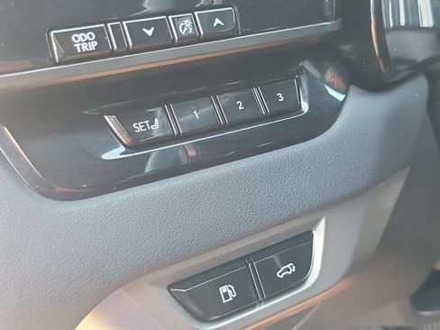 Used 2024 Lexus RX 350 Premium Plus w/ Cold Area Package FWD image 16