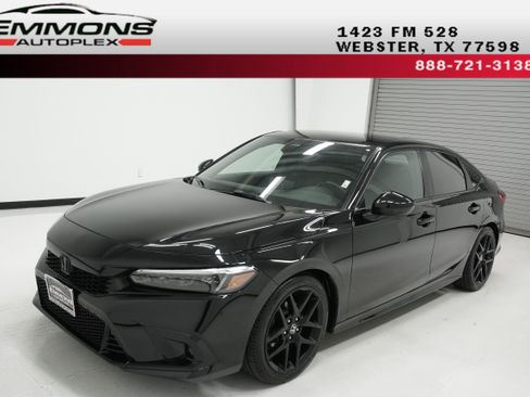 Used 2023 Honda Civic Sport image 1