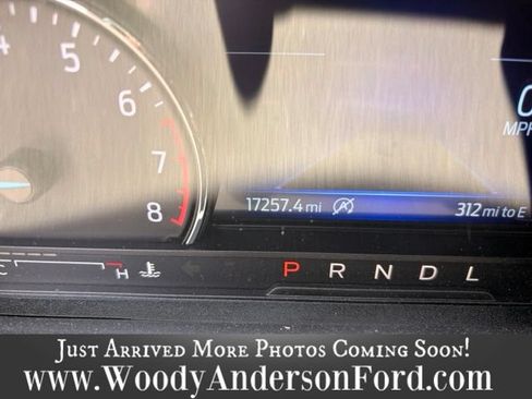 Used 2024 Ford Explorer XLT w/ Equipment Group 202A AWD/4WD image 14