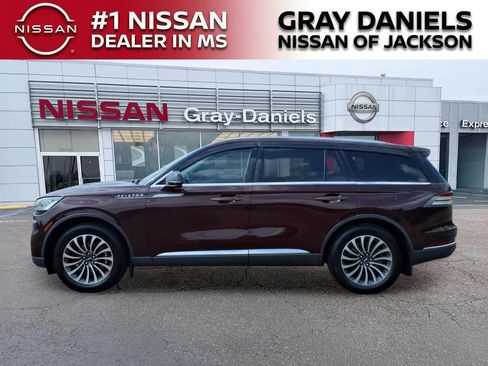Used 2020 Lincoln Aviator Reserve w/ Equipment Group 201A AWD/4WD image 4