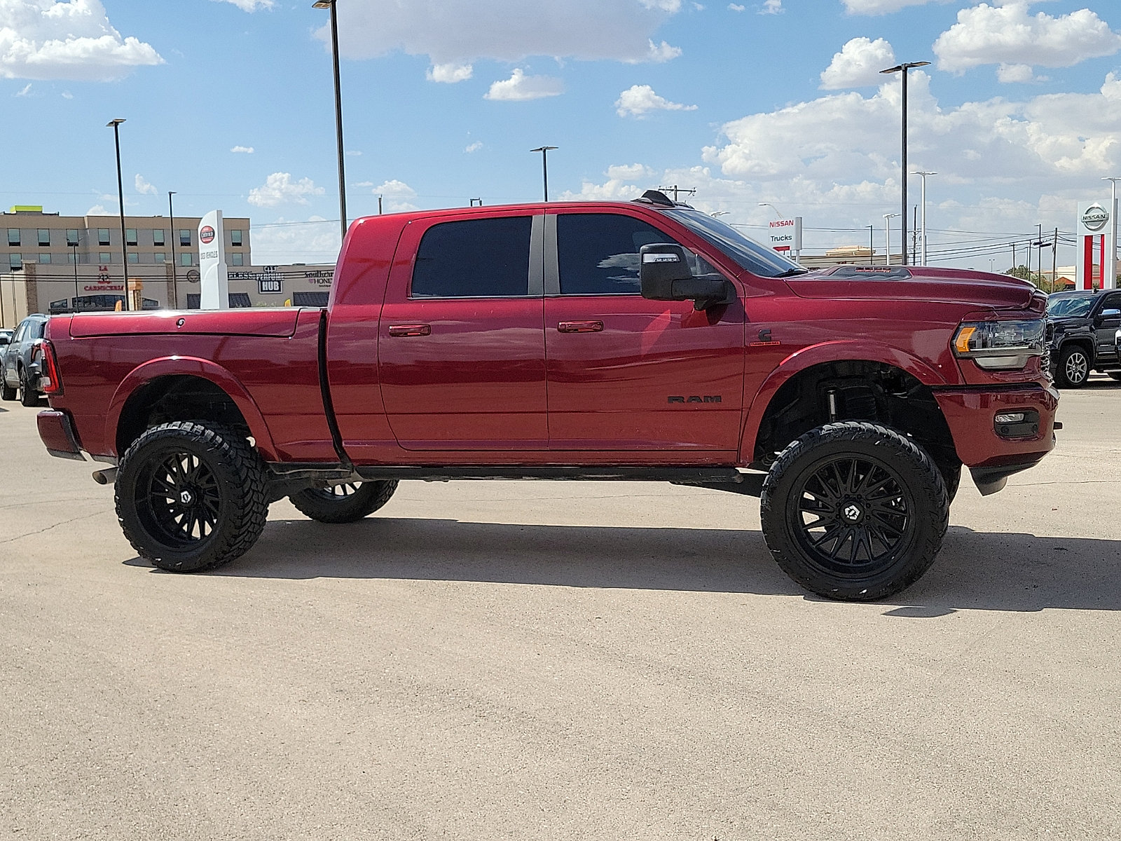 Used 2024 RAM 2500 Limited AWD/4WD image 5