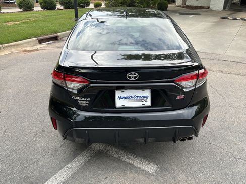 Used 2024 Toyota Corolla SE FWD image 9