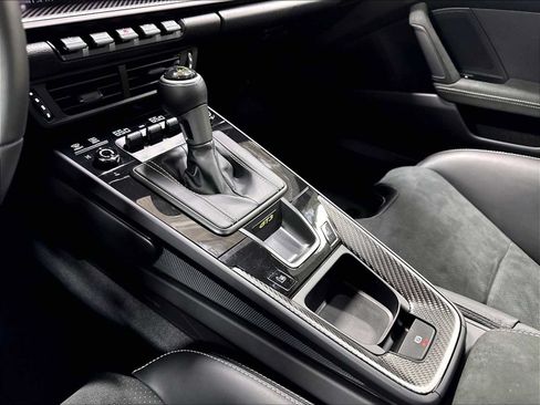 Used 2026 Porsche 911 GT3 RWD image 19