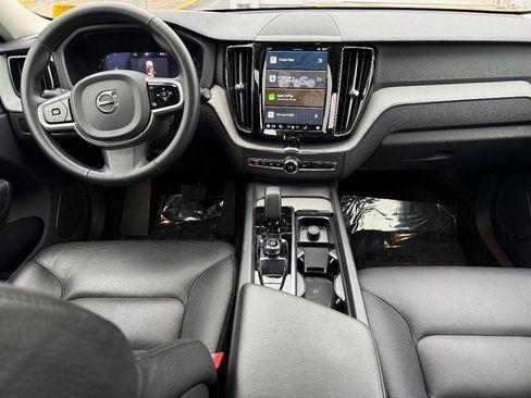 Certified 2025 Volvo XC60 B5 Plus image 12