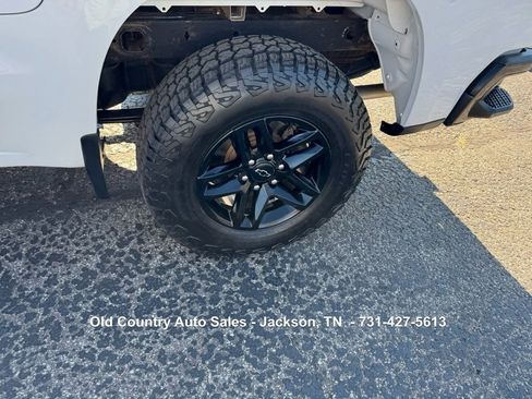 Used 2023 Chevrolet Silverado 1500 LT Trail Boss image 12