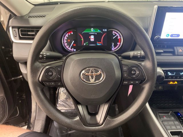 Certified 2025 Toyota RAV4 LE AWD/4WD image 19