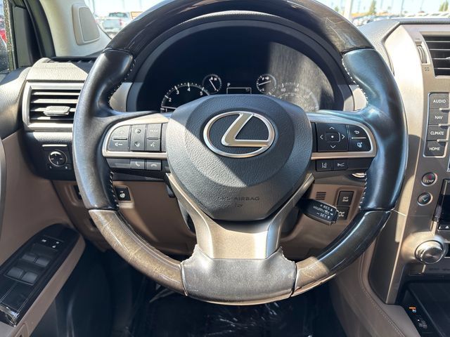 Used 2021 Lexus GX 460 Premium w/ Accessory Package AWD/4WD image 14