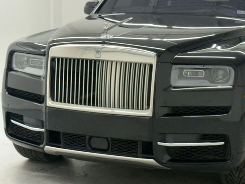 Used 2019 Rolls-Royce Cullinan image 40