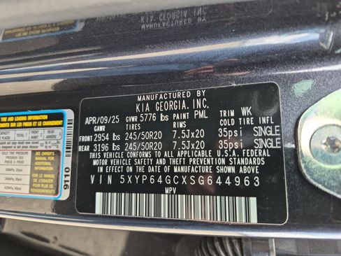 Used 2025 Kia Telluride S FWD image 29