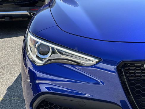 Used 2022 Alfa Romeo Stelvio Sprint AWD/4WD image 9