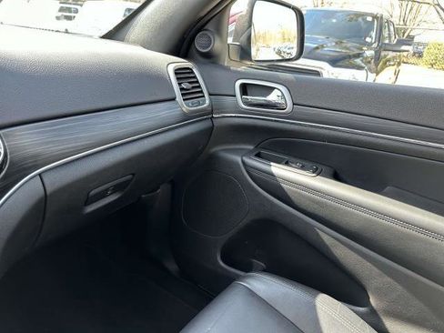 Certified 2020 Jeep Grand Cherokee Limited AWD/4WD image 44