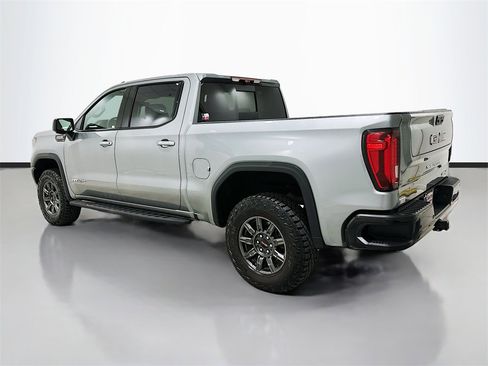 Used 2024 GMC Sierra 1500 AT4X image 5