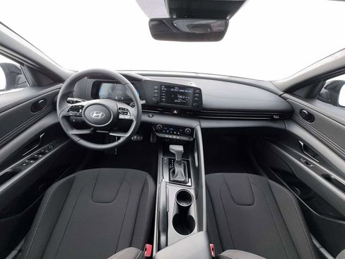 New 2026 Hyundai Elantra Sport FWD image 13