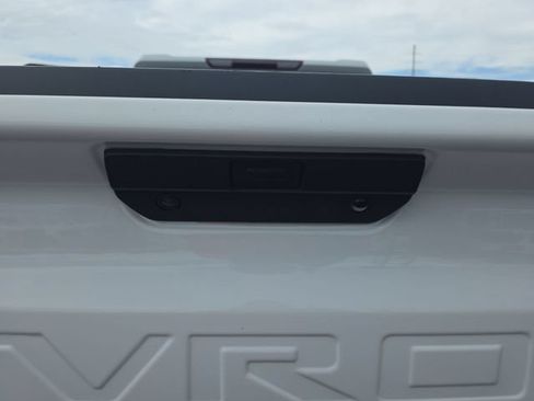 Used 2020 Chevrolet Silverado 1500 LT Trail Boss w/ Convenience Package AWD/4WD image 14