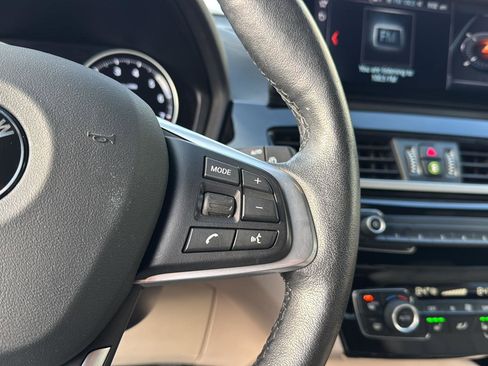 Used 2022 BMW X2 sDrive28i w/ Premium Package image 19