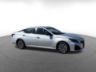 Used 2024 Nissan Altima 2.5 SV video 2