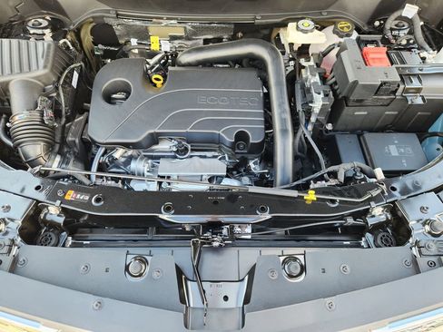 New 2026 Chevrolet Equinox LT w/ Safety and Technology Package FWD image 20