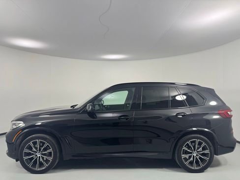 Used 2022 BMW X5 xDrive40i w/ M Sport Package image 4