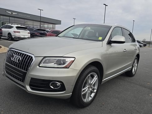 Used 2016 Audi Q5 2.0T Premium Plus w/ Technology Package image 7