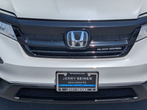 Used 2022 Honda Pilot Black Edition image 10