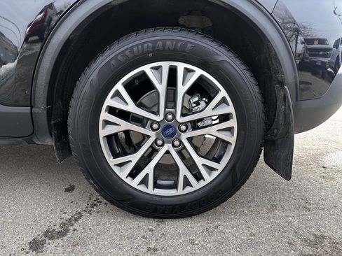 Certified 2022 Ford Escape SEL w/ Technology Package image 20