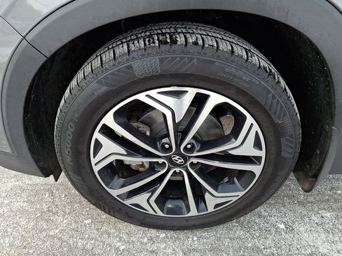 Used 2019 Hyundai Santa Fe AWD image 28