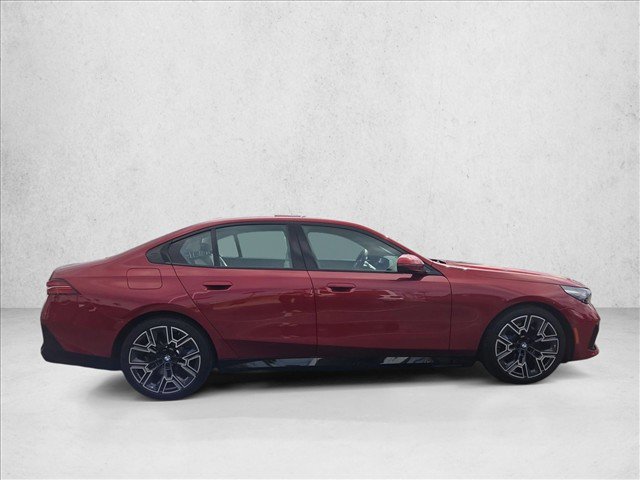 Certified 2026 BMW i5 eDrive40 w/ M Sport Package AWD/4WD image 4