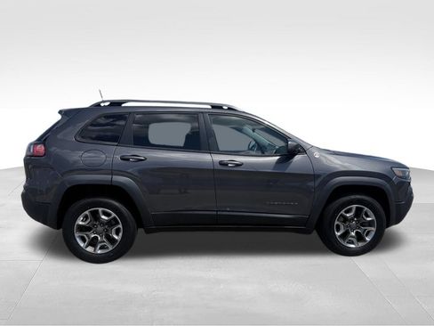Used 2019 Jeep Cherokee Trailhawk w/ Cold Weather Group AWD/4WD image 27