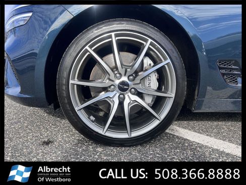 Used 2025 Genesis G70 2.5T image 31