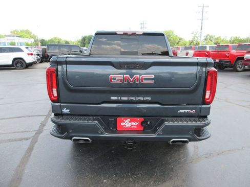 Certified 2020 GMC Sierra 1500 AT4 w/ AT4 Premium Package AWD/4WD image 8