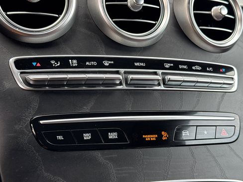 Used 2022 Mercedes-Benz GLC 43 AMG 4MATIC image 17