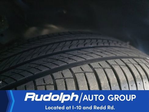 Used 2025 Chevrolet Trax LT w/ LT Convenience Package FWD image 30