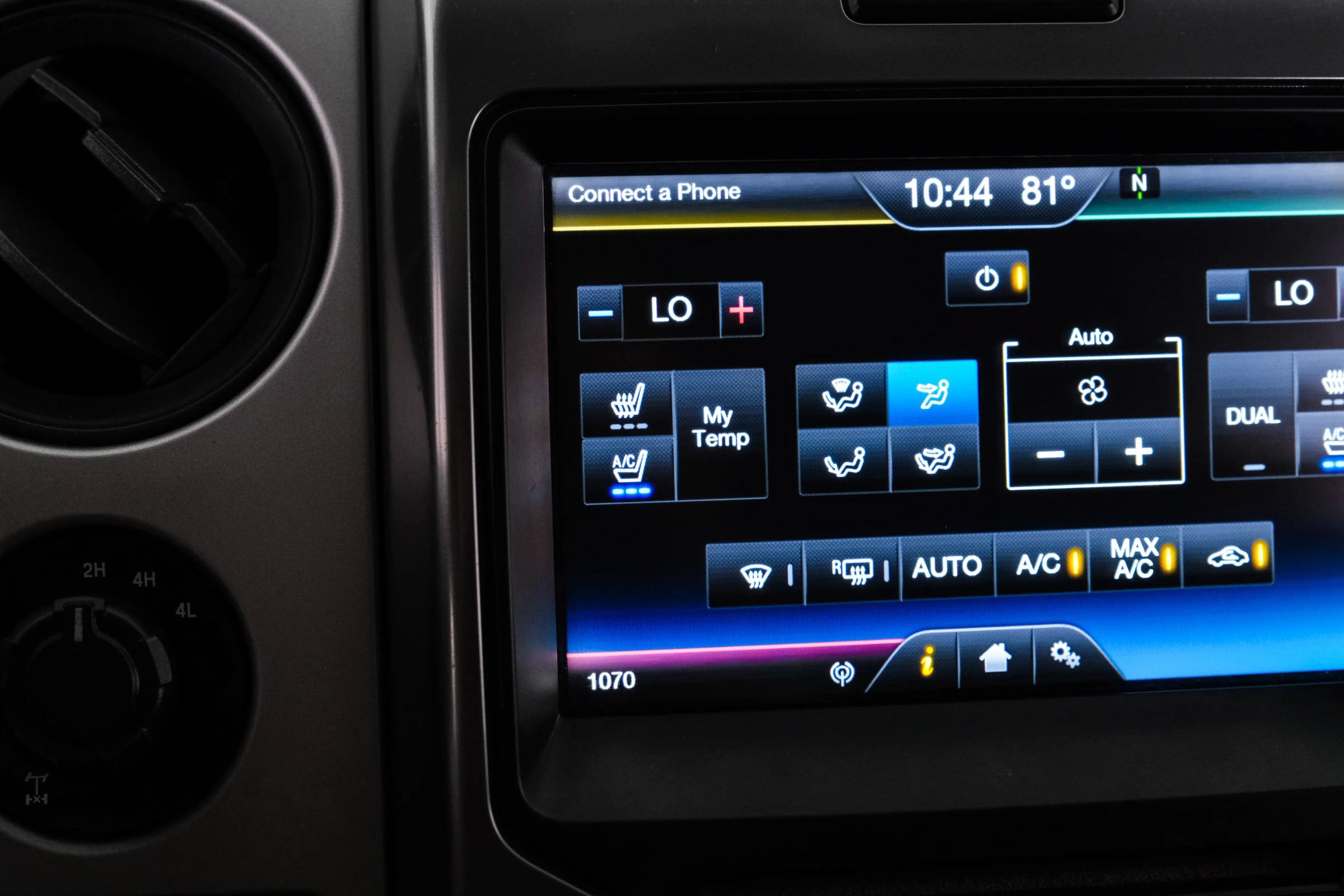 Used 2014 Ford F150 Raptor w/ Equipment Group 801A Luxury AWD/4WD image 24