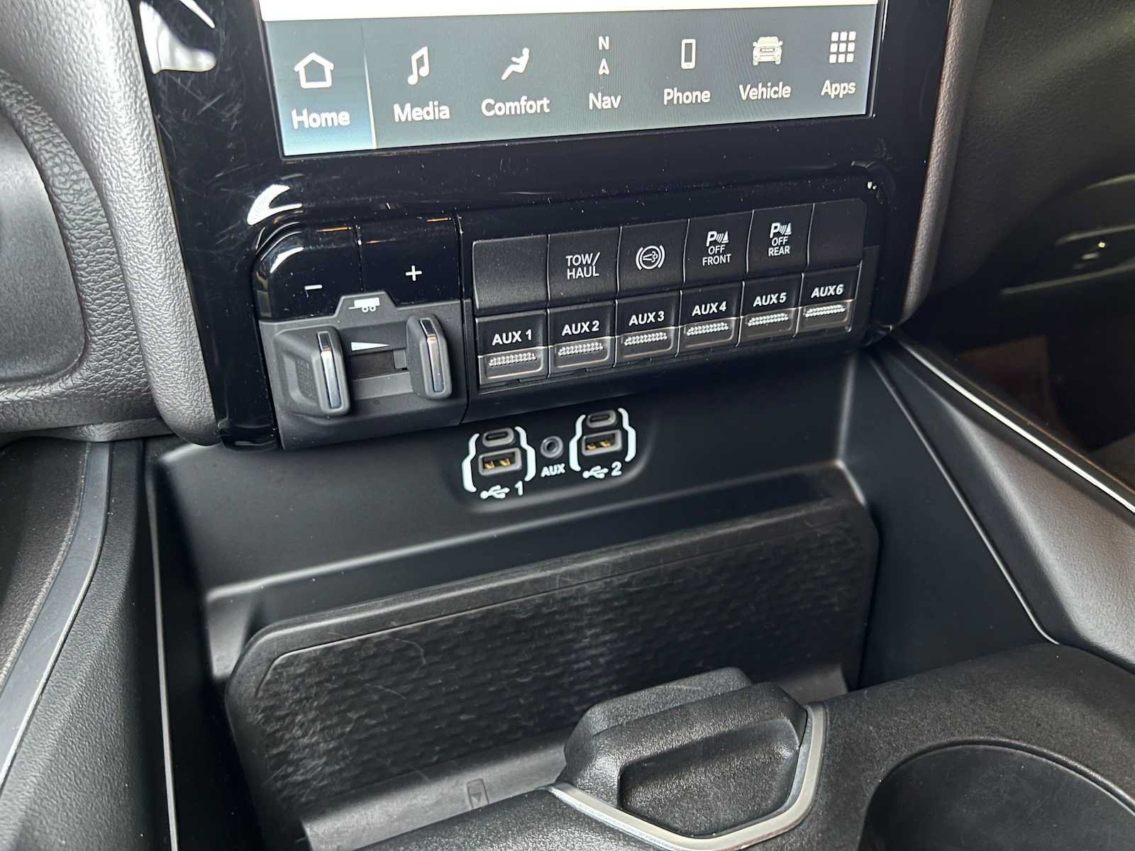 Used 2023 RAM 3500 Big Horn w/ Level B Equipment Group AWD/4WD image 40