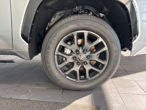 New 2026 Toyota Tundra Platinum image 59