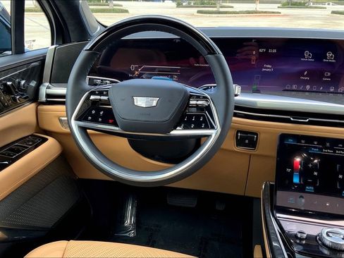 New 2025 Cadillac Escalade IQ Luxury 2 AWD/4WD image 22