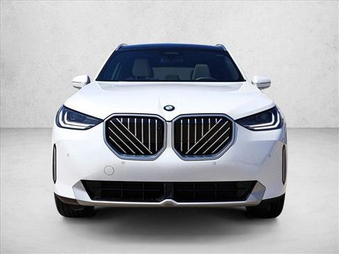 Certified 2025 BMW X3 xDrive30i w/ Premium Package image 2