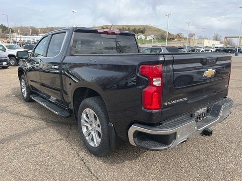 Used 2024 Chevrolet Silverado 1500 LTZ w/ Technology Package AWD/4WD image 6