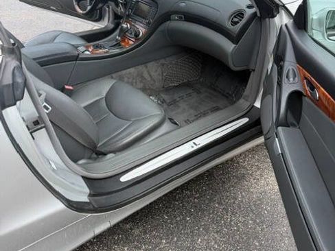 Used 2005 Mercedes-Benz SL 500 image 11