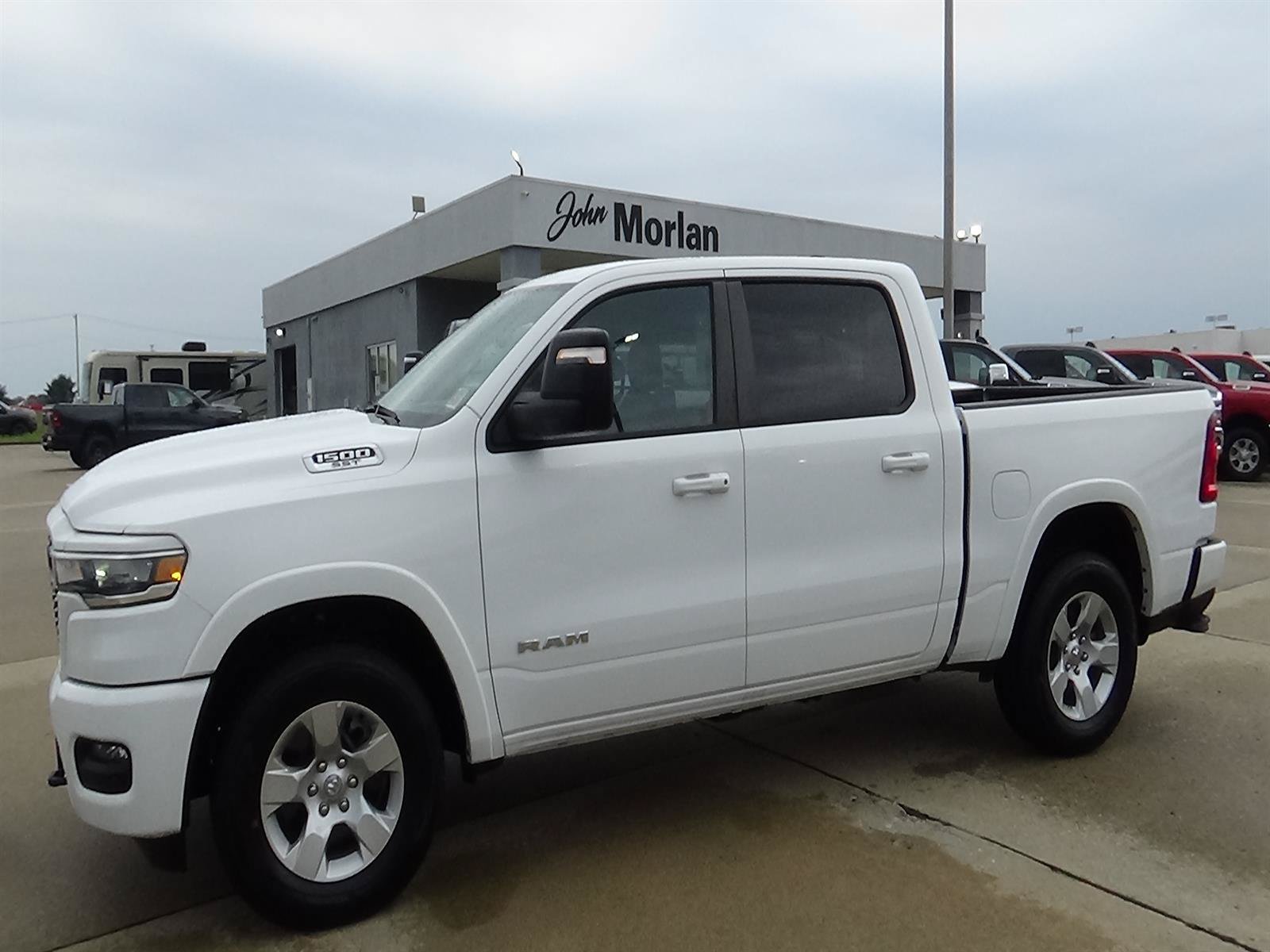 Used 2025 RAM 1500 Big Horn AWD/4WD image 1