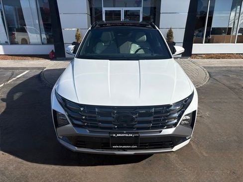 Used 2025 Hyundai Tucson Limited AWD/4WD image 9