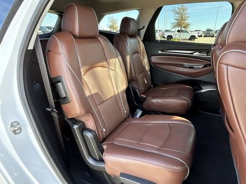 Certified 2021 Buick Enclave Avenir image 22