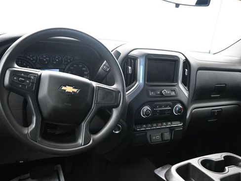 Used 2023 Chevrolet Silverado 1500 Custom image 22
